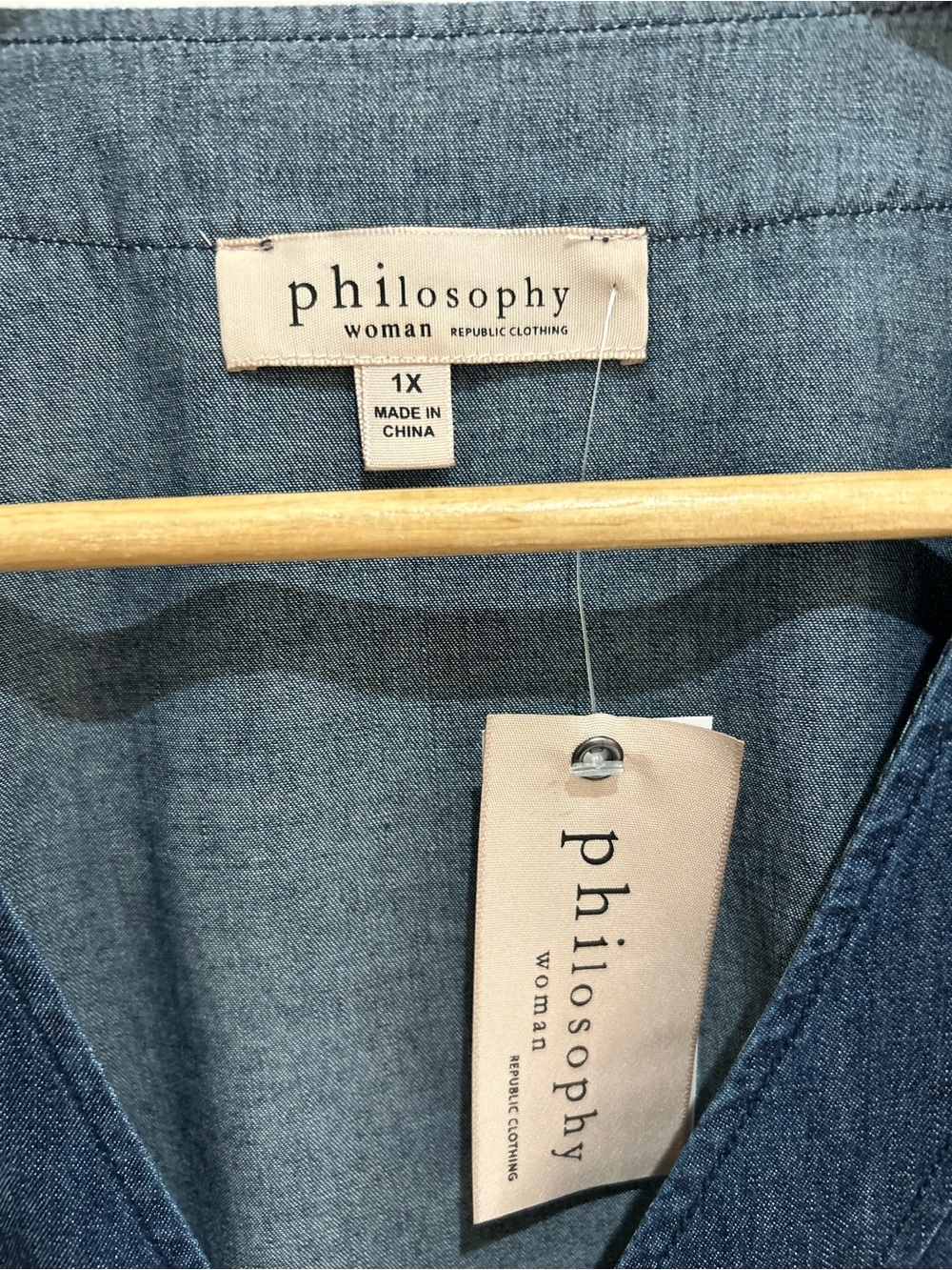 Philosophy Denim Chambray V-Neck Bell Sleeve Top Women’s Size 1X NWT Boho Casual - Picture 2 of 10